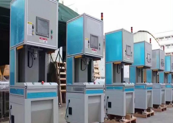 一機多用，革新生產：揭秘小型智能數控伺服壓裝機與全自動精密壓力機